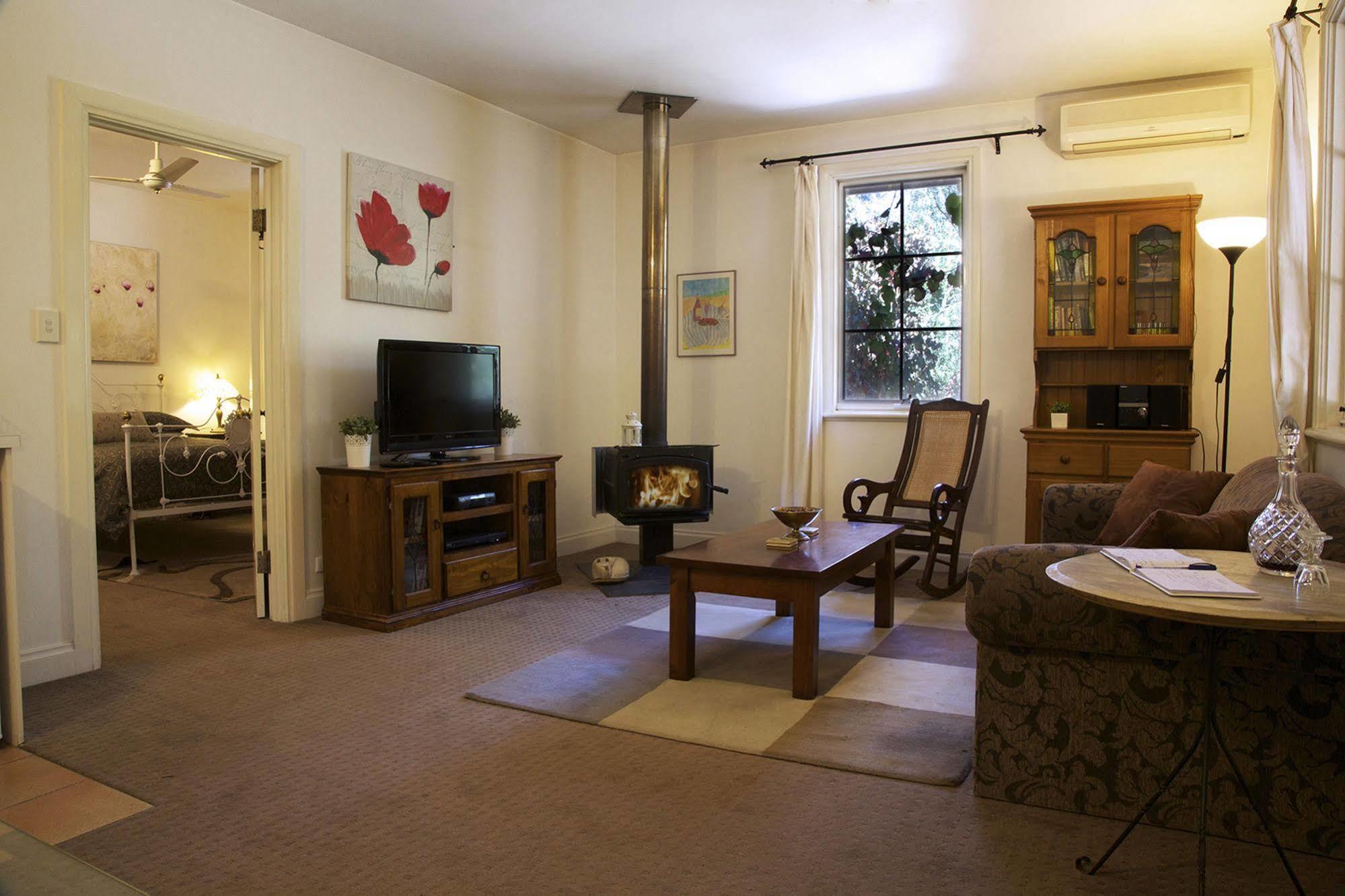 Amy'S House Bed & Breakfast Auburn Екстериор снимка